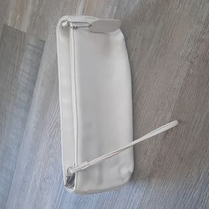 Worthington genuine leather lambskin wristlet